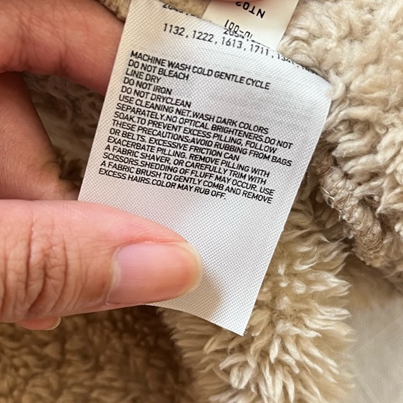 Uniqlo Teddy Zip Up Jacket Size Large - Picture 5 of 6